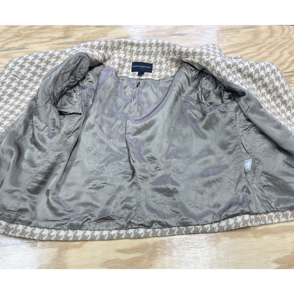 Banana Republic Houndstooth Wool Cropped Coat Jacket Beige Size 12 Classic Y2K - Picture 9 of 14